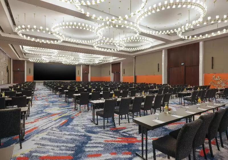 Hotel Pullman Bandung Grand Central