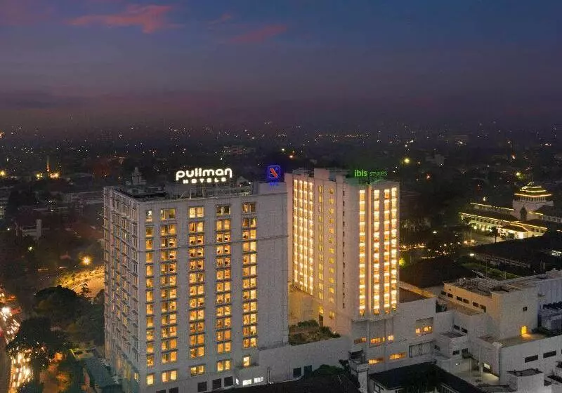 Hotel Pullman Bandung Grand Central