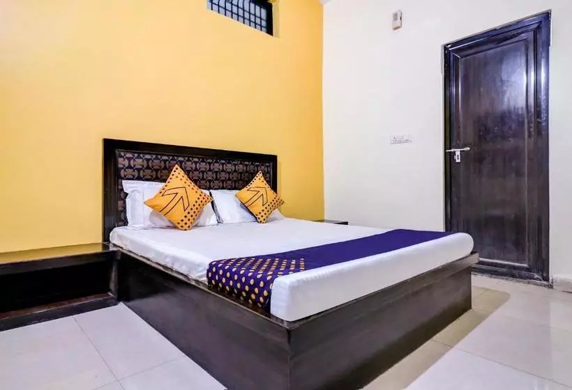 ホテル Spot On 70895 Braj Guest House