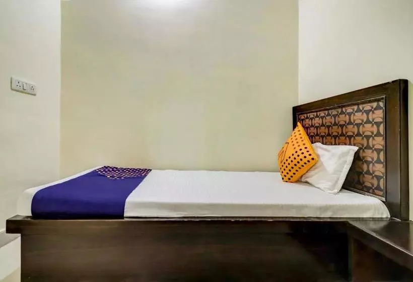 ホテル Spot On 70895 Braj Guest House