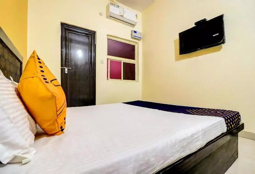 ホテル Spot On 70895 Braj Guest House