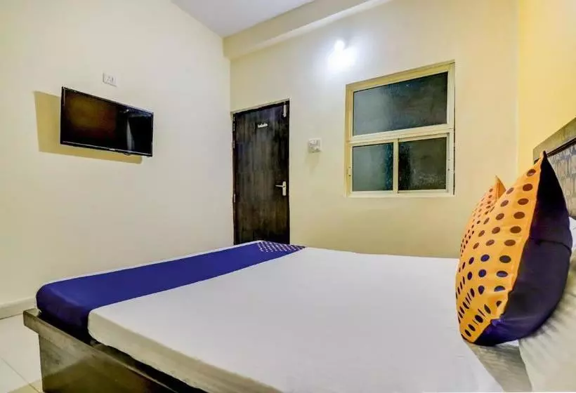 ホテル Spot On 70895 Braj Guest House