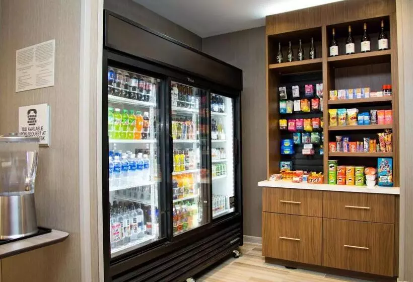 ホテル Springhill Suites By Marriott West Sacramento
