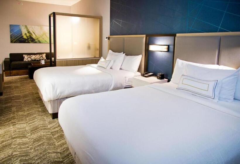 هتل Springhill Suites By Marriott West Sacramento