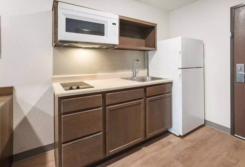 Hotelli Woodspring Suites Sulphur  Lake Charles