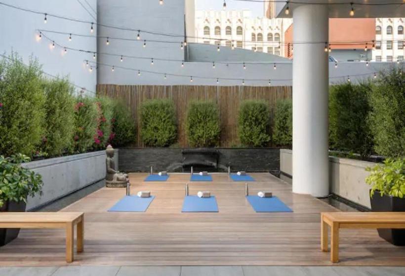 Level Los Angeles Downtown South Hill