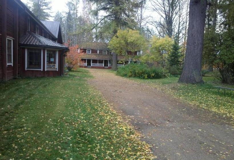 Schronisko Metsolan Pihapiiri