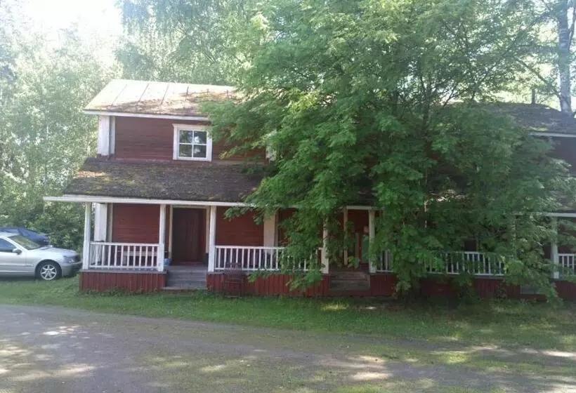 Herberge Metsolan Pihapiiri