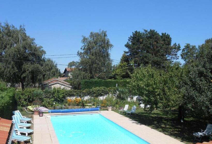 مبيت وإفطار Le Relais Du Grand Logis