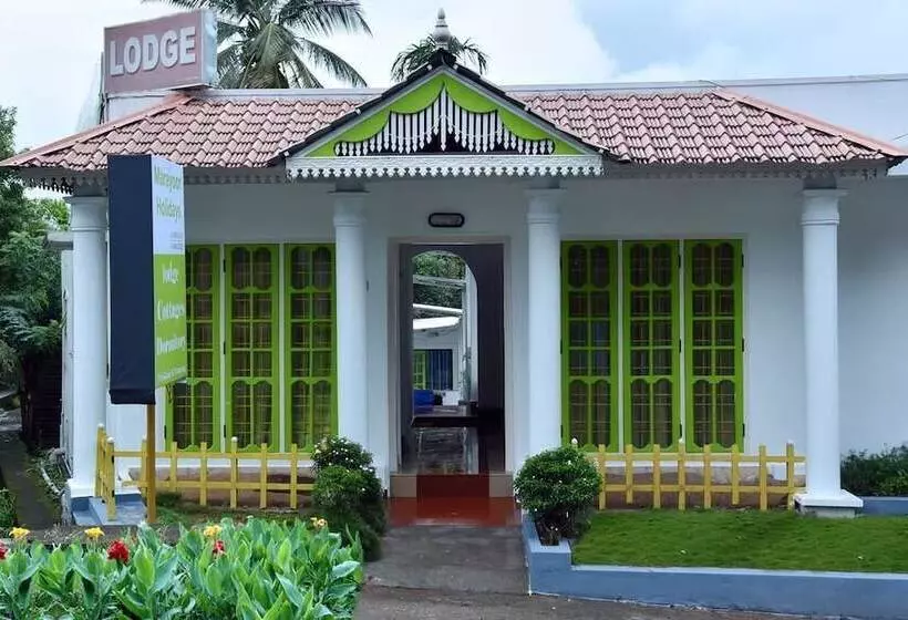 Aamiaismajoitus (B&B) Marayoor Holidays