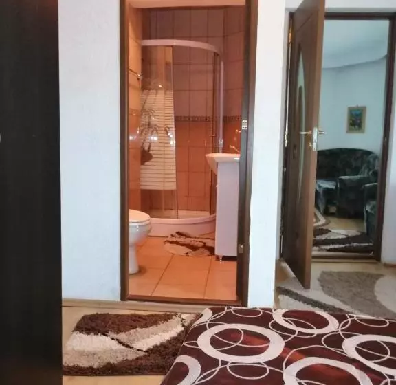 Aamiaismajoitus (B&B) Pension Bud