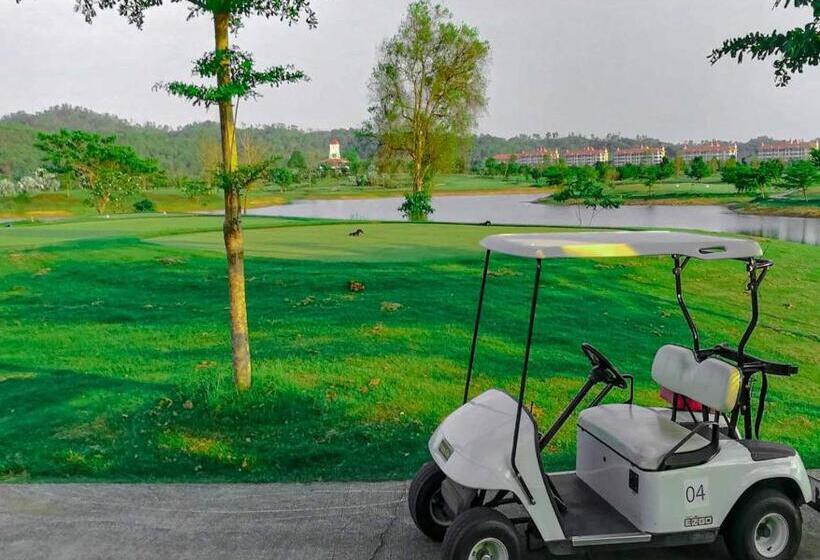 Happy City Golf & Resort