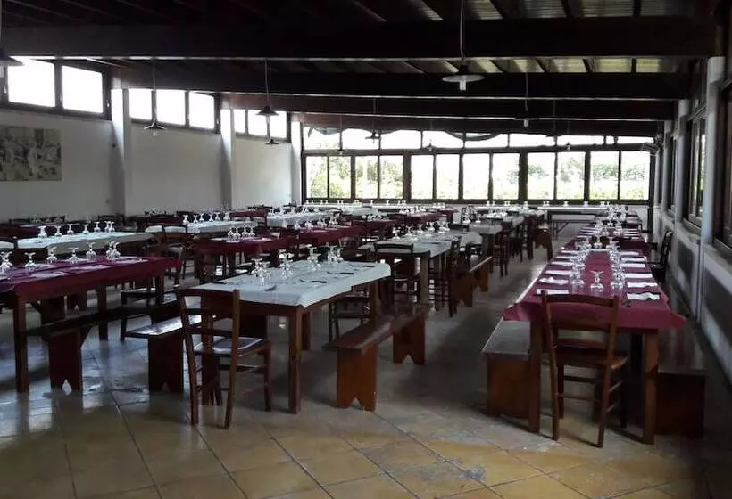 Hotelli Agriturismo Lu Podere