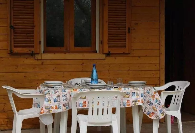 Hotelli Agriturismo Lu Podere