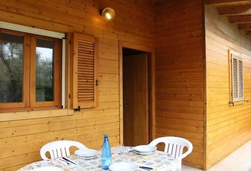 Hotelli Agriturismo Lu Podere