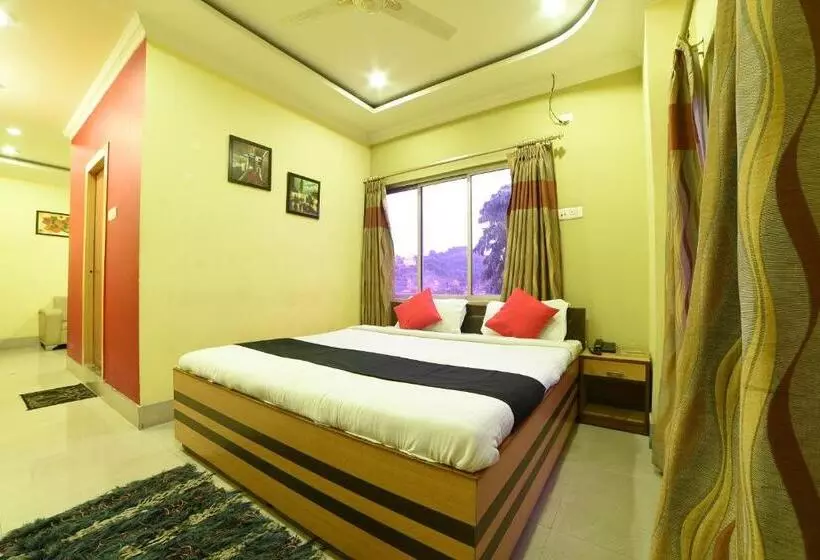 Collection O Hotel Highway Palace