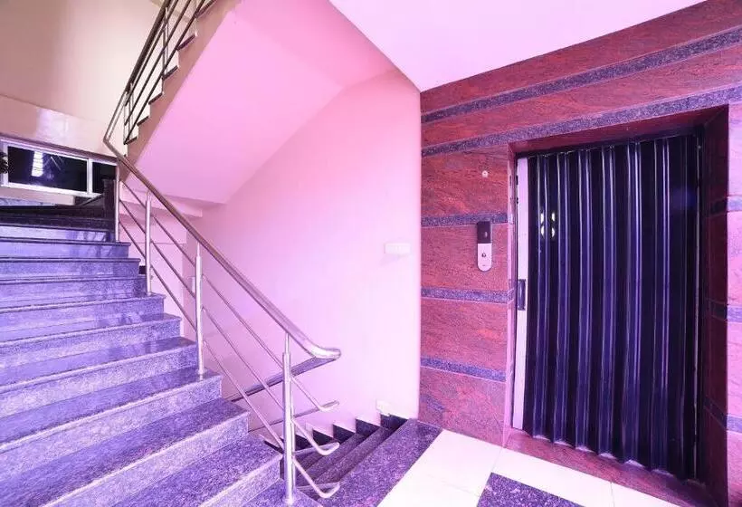 Collection O Hotel Highway Palace