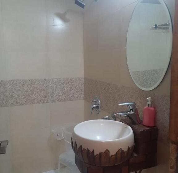 فندق Gourish Resort