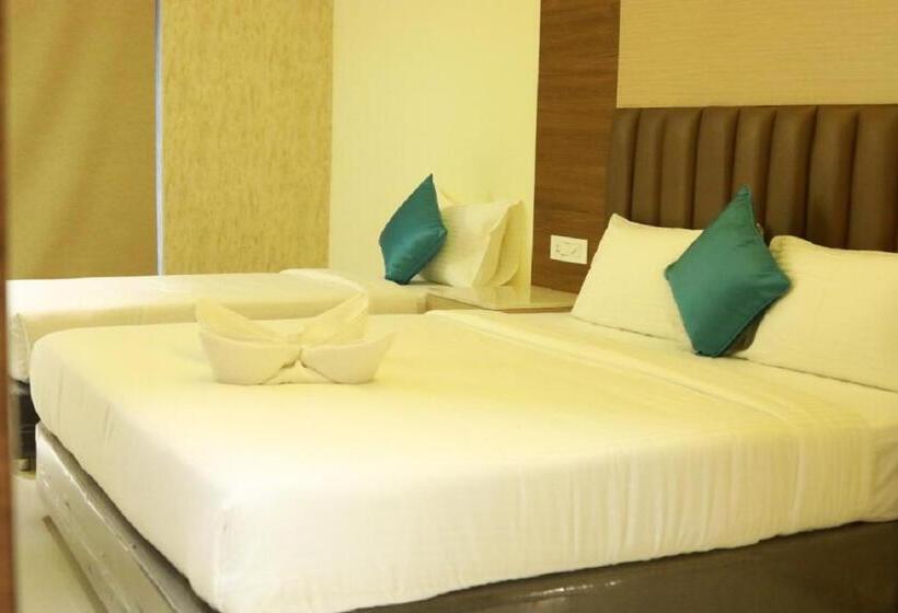 Hotel Laya Regency