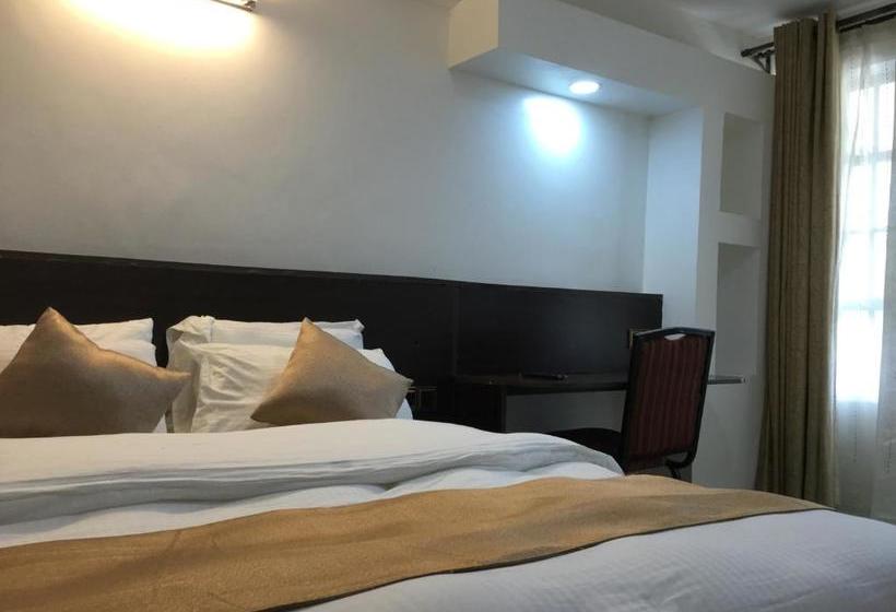 Hotel Oriental Palace