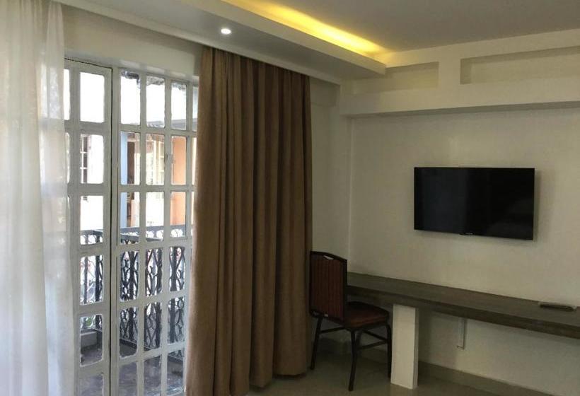 Hotel Oriental Palace