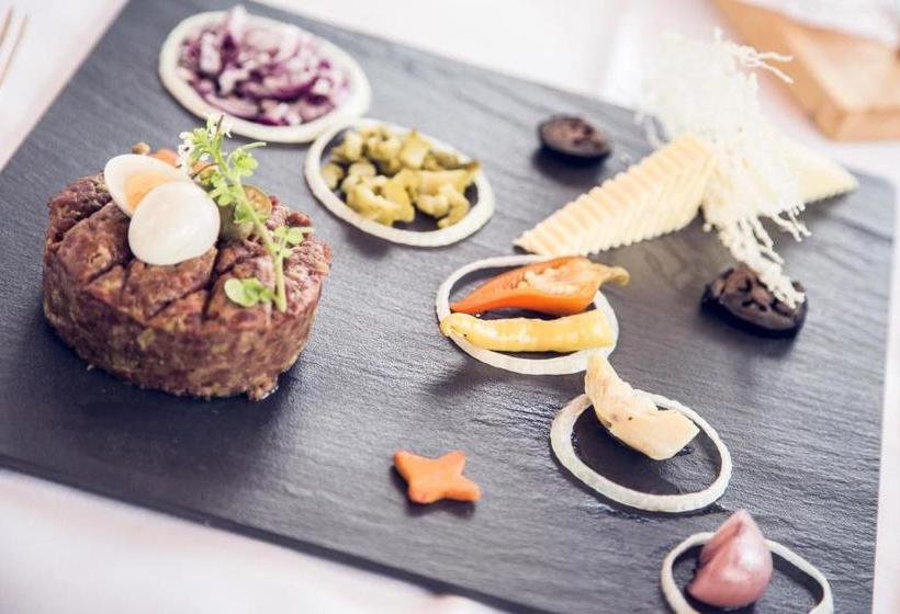 ホテル Zum Dorfschmied