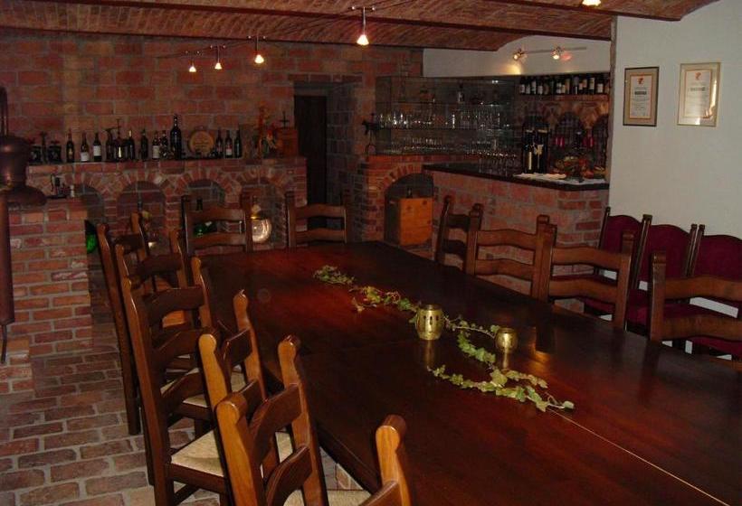 ホテル Zum Dorfschmied