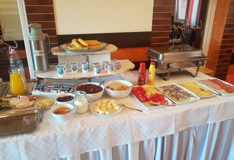 膳宿费 Casa Agnes Vendeghaz