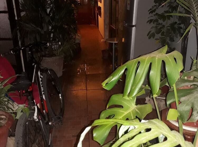 پانسیون Hostal La Mestiza   Hostel