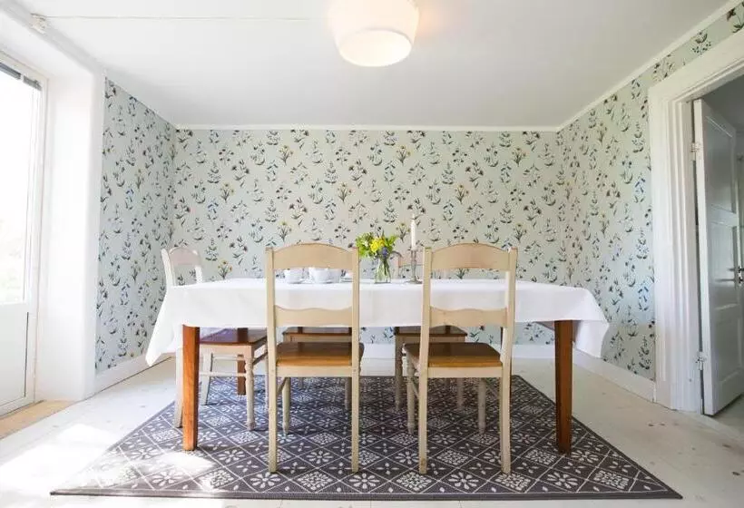 Majatalo Lilla Sörgården