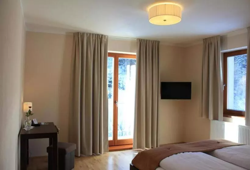 Majatalo Villa Malina