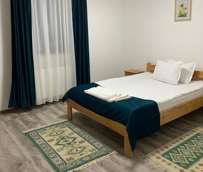 Pensiunea Denisa & Madalina