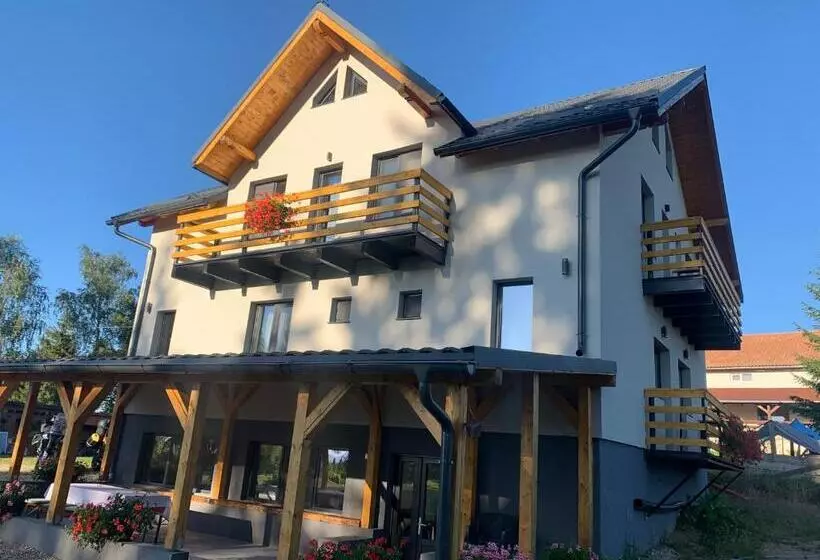 Pensiunea Denisa & Madalina