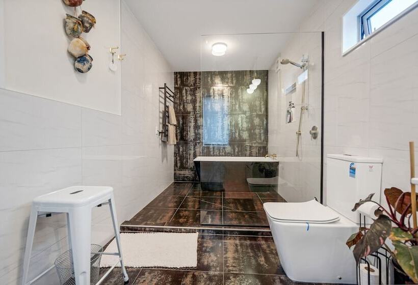 The Bays Bed And Breakfast