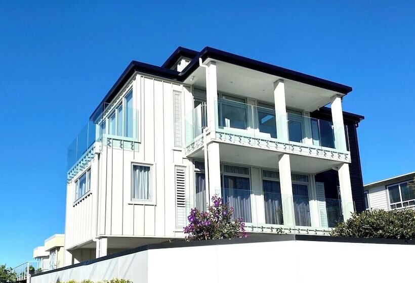 The Bays Bed And Breakfast