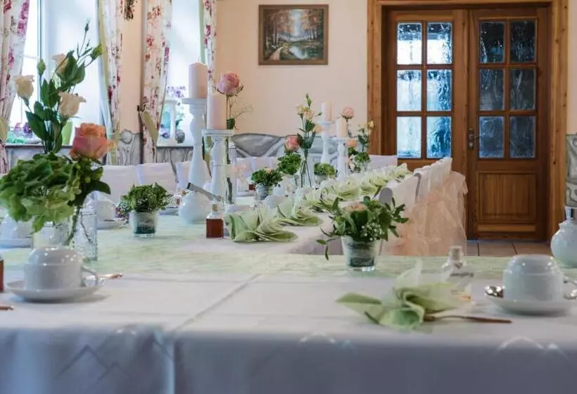 Waldhotel Dietrichsmühle