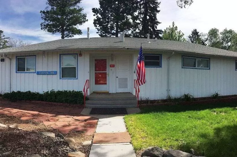 تختخواب و صبحانه Canyon Inn   Downtown Los Alamos