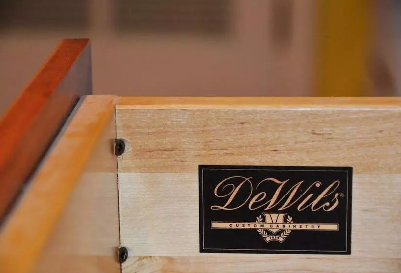 تختخواب و صبحانه Canyon Inn   Downtown Los Alamos