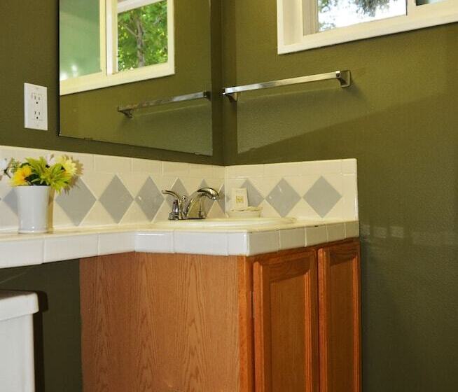 تختخواب و صبحانه Canyon Inn Downtown Los Alamos