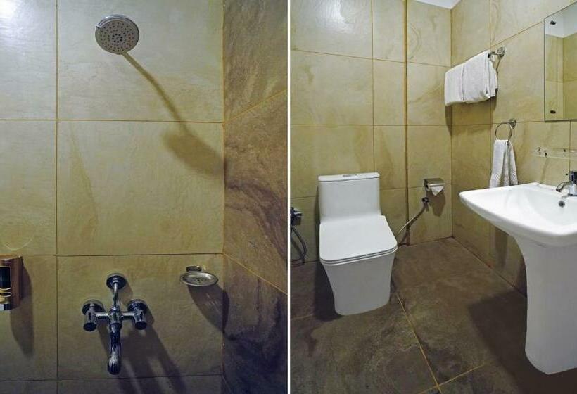 هتل Treebo Lazystay Grand Patia