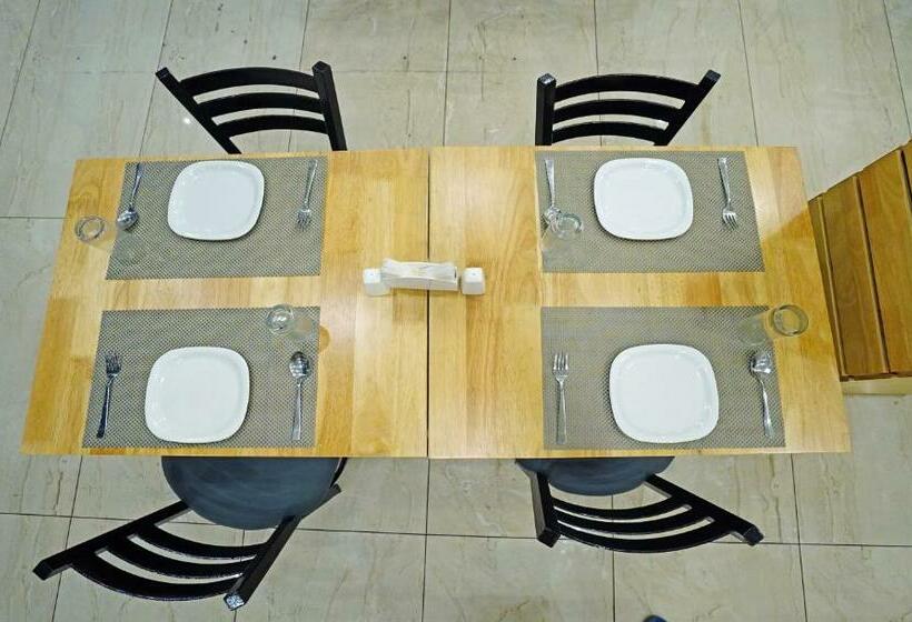 هتل Treebo Lazystay Grand Patia