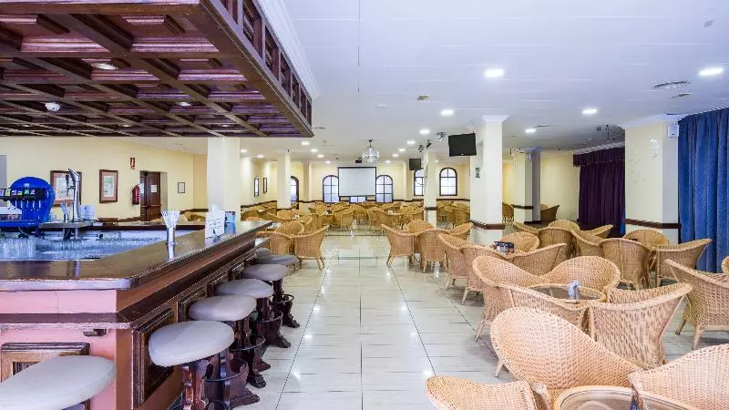 Complejo Blue Sea Puerto Resort Compuesto Por Hotel Canarife y Bonanza Palace