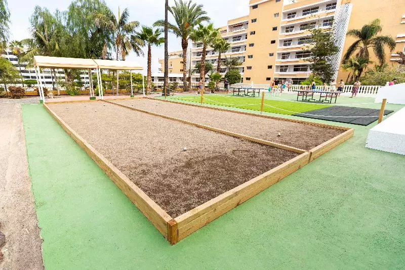 Complejo Blue Sea Puerto Resort Compuesto Por Hotel Canarife y Bonanza Palace