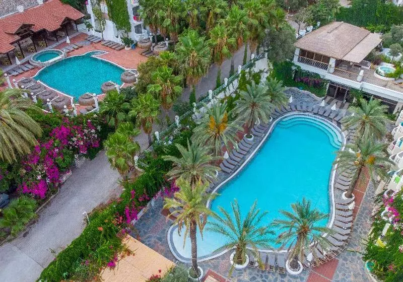 Flamingo Hotel & Spa Pet Friendly