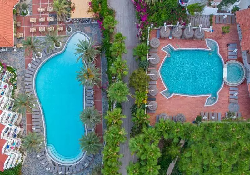 Flamingo Hotel & Spa Pet Friendly