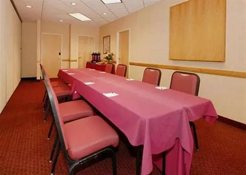 هتل Fairfield Inn & Suites White River Junction