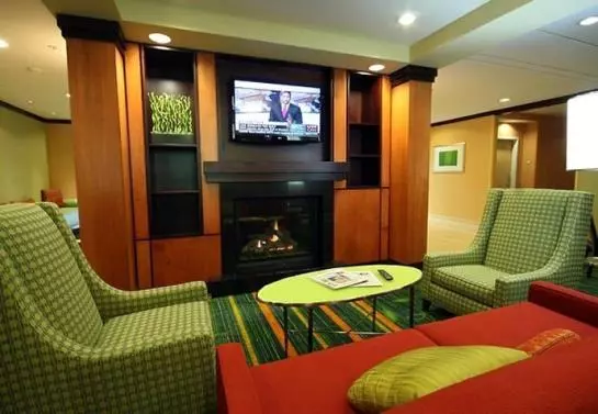 هتل Fairfield Inn & Suites White River Junction