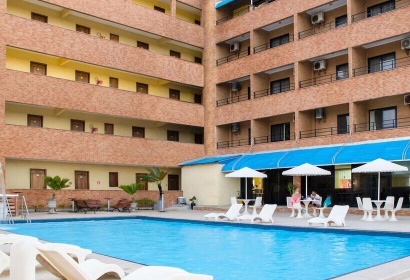 בית מלון כפרי Golden Beach