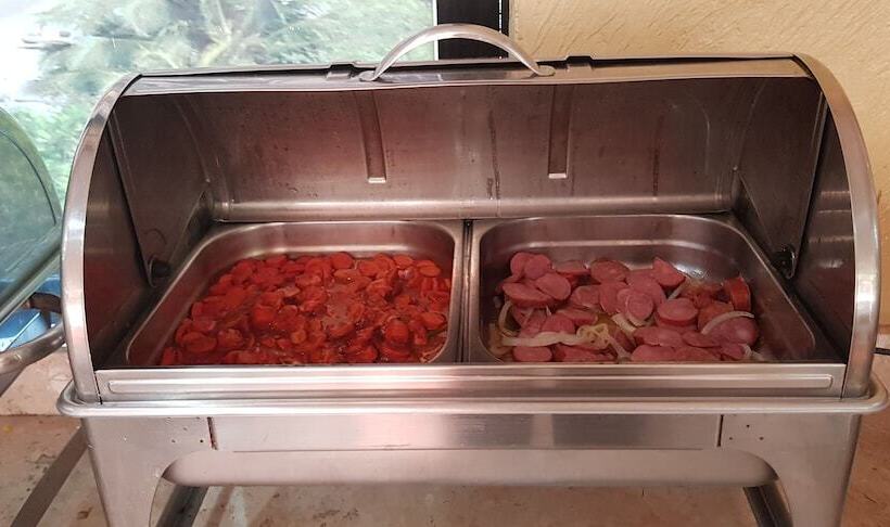 בית מלון כפרי Golden Beach