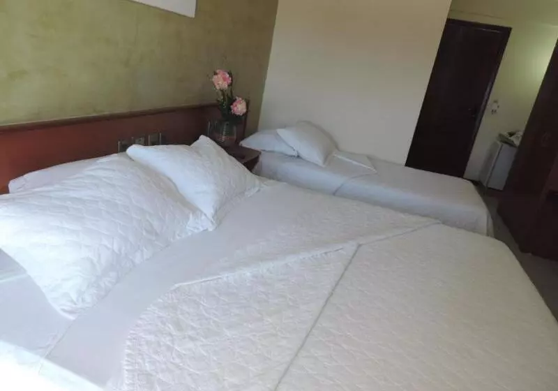 فندق Golden Beach